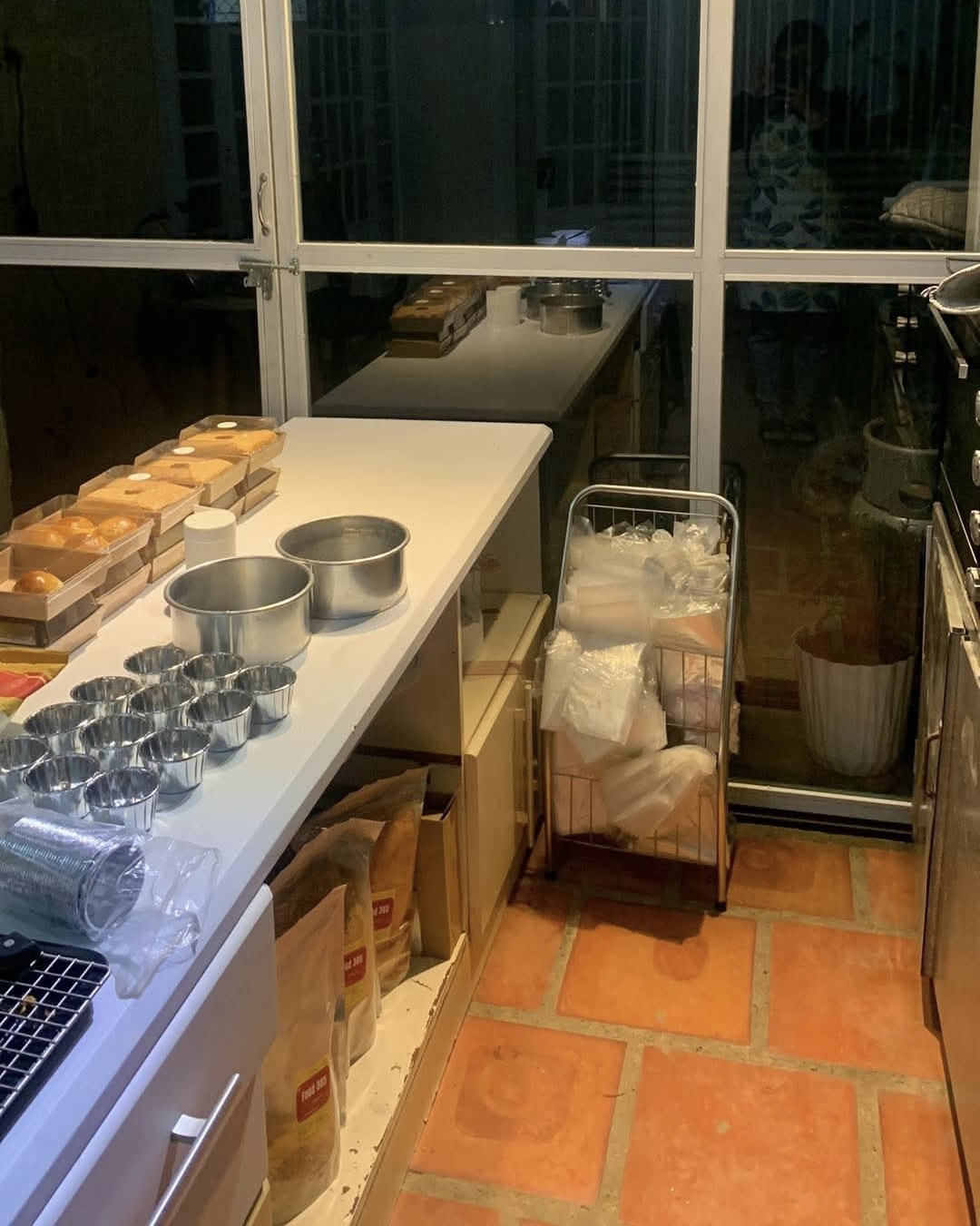 Libra Kitchen - bánh bông lan trứng muối